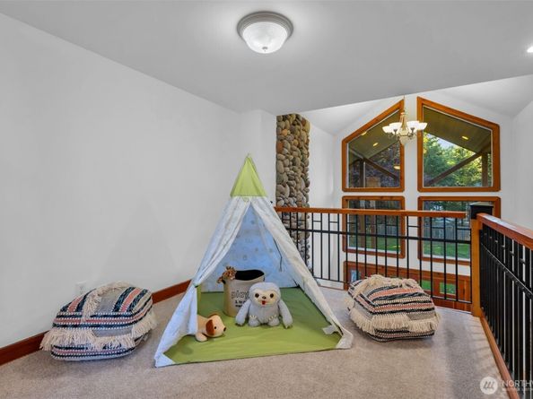 15919 NE 191st Street, Woodinville WA 98072