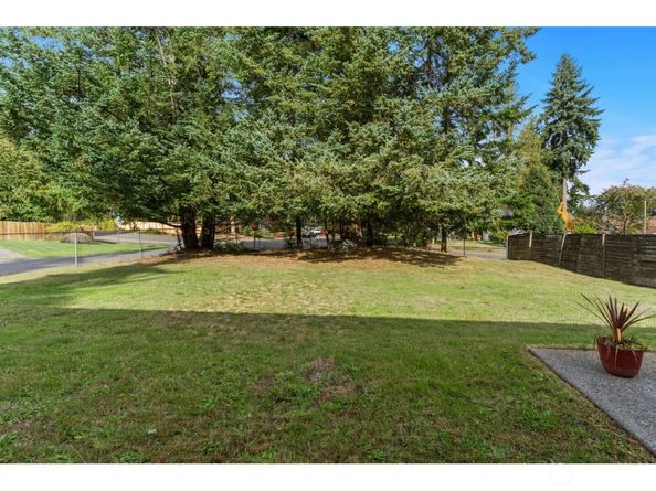 12611 50th Drive SE, Everett WA 98208