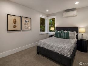 2512 NE 68th Street, Seattle WA 98115