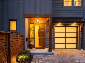2512 NE 68th Street, Seattle WA 98115