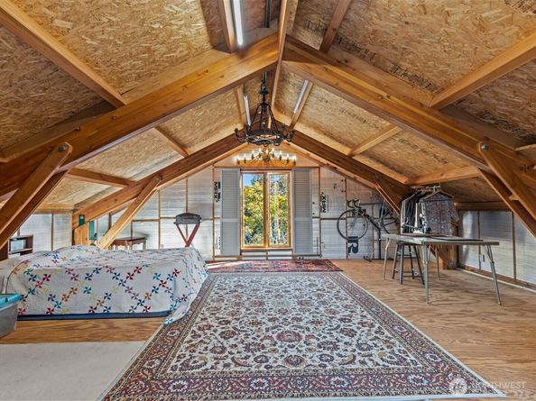 8745 Evanston Avenue N, Seattle WA 98103