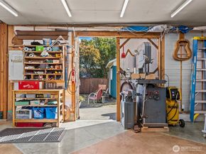 8745 Evanston Avenue N, Seattle WA 98103