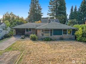 8745 Evanston Avenue N, Seattle WA 98103