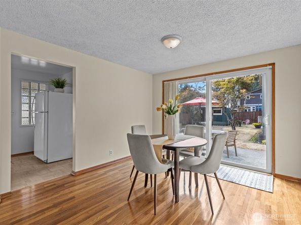 8745 Evanston Avenue N, Seattle WA 98103