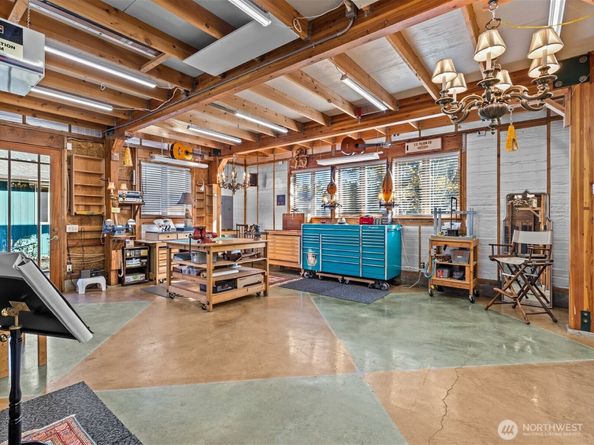 8745 Evanston Avenue N, Seattle WA 98103