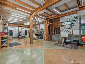 8745 Evanston Avenue N, Seattle WA 98103