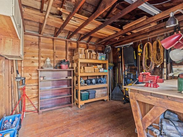 8745 Evanston Avenue N, Seattle WA 98103