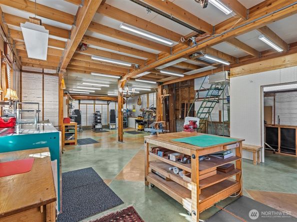 8745 Evanston Avenue N, Seattle WA 98103