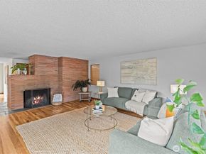 8745 Evanston Avenue N, Seattle WA 98103