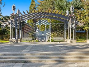 8745 Evanston Avenue N, Seattle WA 98103