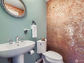 2622 E Madison Street, Seattle WA 98112