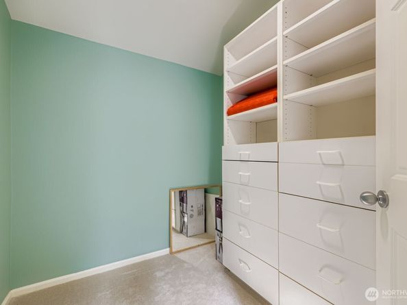 2622 E Madison Street, Seattle WA 98112