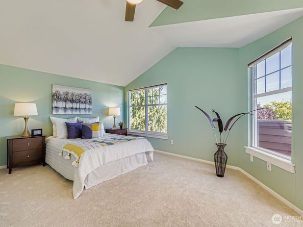 2622 E Madison Street, Seattle WA 98112