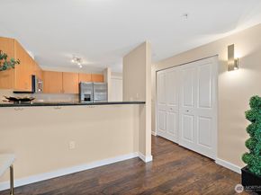 107 20th Avenue 306, Seattle WA 98122