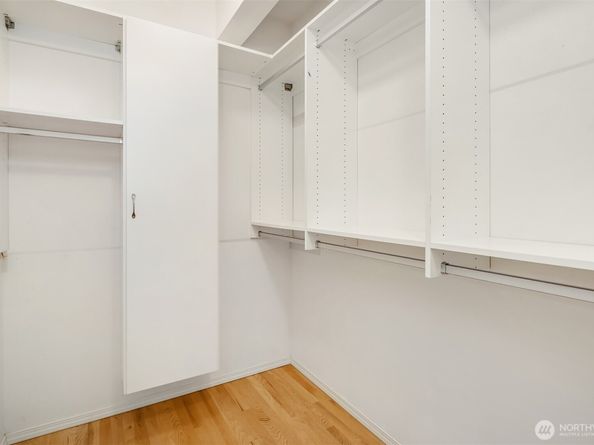 4423 W Brygger, Seattle WA 98199