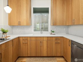 4423 W Brygger, Seattle WA 98199