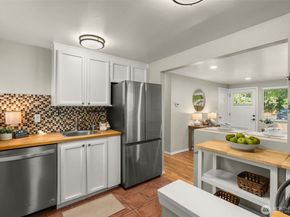 123 Martin Luther King Jr Way A, Seattle WA 98122