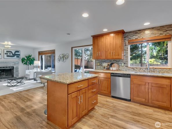 1411 S 282nd Place, Federal Way WA 98003