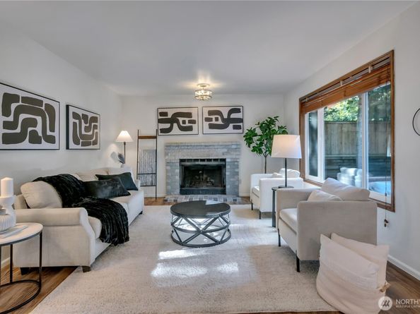 1411 S 282nd Place, Federal Way WA 98003