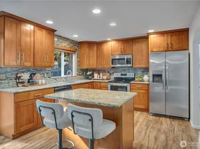 1411 S 282nd Place, Federal Way WA 98003