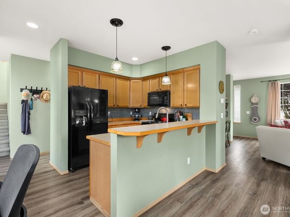 17928 15th Avenue W, Lynnwood WA 98037