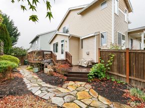 17928 15th Avenue W, Lynnwood WA 98037