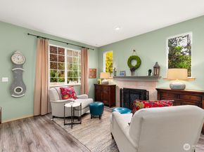 17928 15th Avenue W, Lynnwood WA 98037