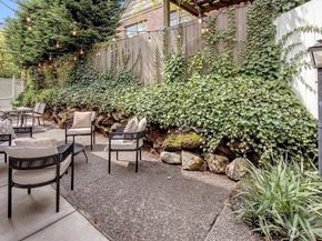 2103 5th Avenue N, Seattle WA 98109