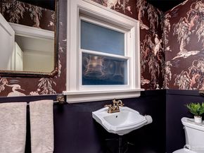 2103 5th Avenue N, Seattle WA 98109