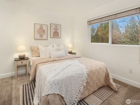 10007 NE 37th Court, Kirkland WA 98033