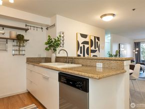 8745 Greenwood Avenue N 314, Seattle WA 98103