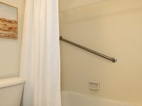 8745 Greenwood Avenue N 314, Seattle WA 98103