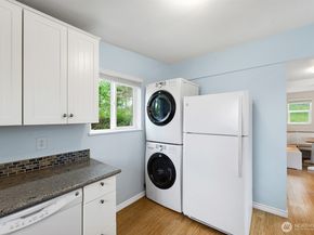 14274 Olympic Drive SW, Vashon WA 98070