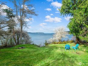 14274 Olympic Drive SW, Vashon WA 98070