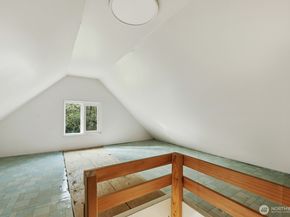 14274 Olympic Drive SW, Vashon WA 98070