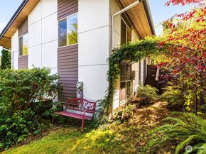 4031 30th Avenue S B, Seattle WA 98108