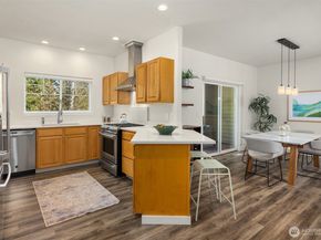 10024 124th Avenue NE, Kirkland WA 98033