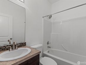 2055 S 263rd Street, Des Moines WA 98198