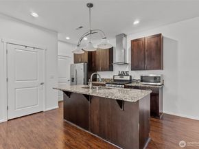 2055 S 263rd Street, Des Moines WA 98198