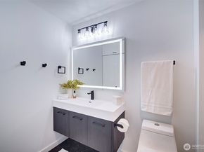 303 23rd Avenue S 506, Seattle WA 98144