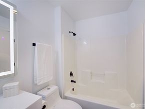 303 23rd Avenue S 506, Seattle WA 98144