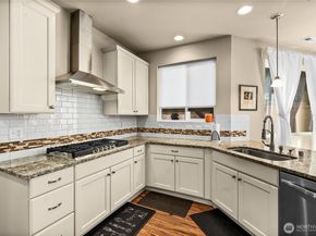 21702 103rd Place SE, Kent WA 98031