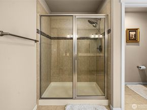 21702 103rd Place SE, Kent WA 98031