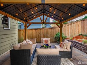 21702 103rd Place SE, Kent WA 98031