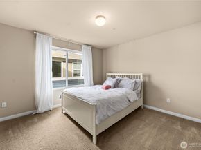 21702 103rd Place SE, Kent WA 98031