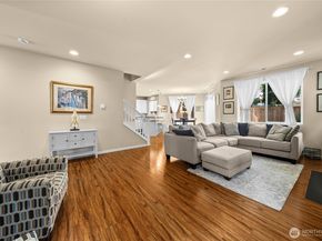 21702 103rd Place SE, Kent WA 98031