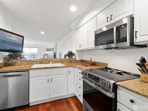 410 2nd Avenue S 207, Kirkland WA 98033