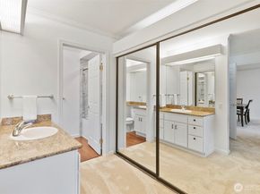 410 2nd Avenue S 207, Kirkland WA 98033