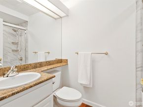 410 2nd Avenue S 207, Kirkland WA 98033