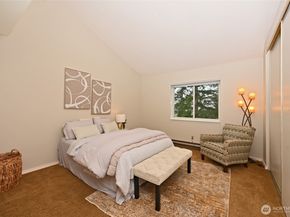 6301 Sand Point Way NE E3, Seattle WA 98115